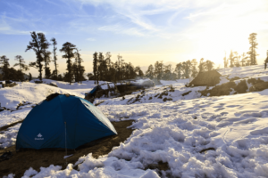 How to find the right winter campsite