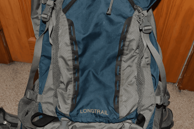 Backpack with lashing slots but no shock cord