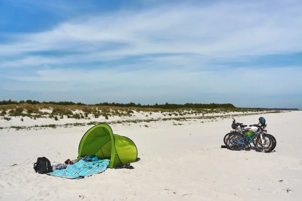 Pop-Up Beach Tent 