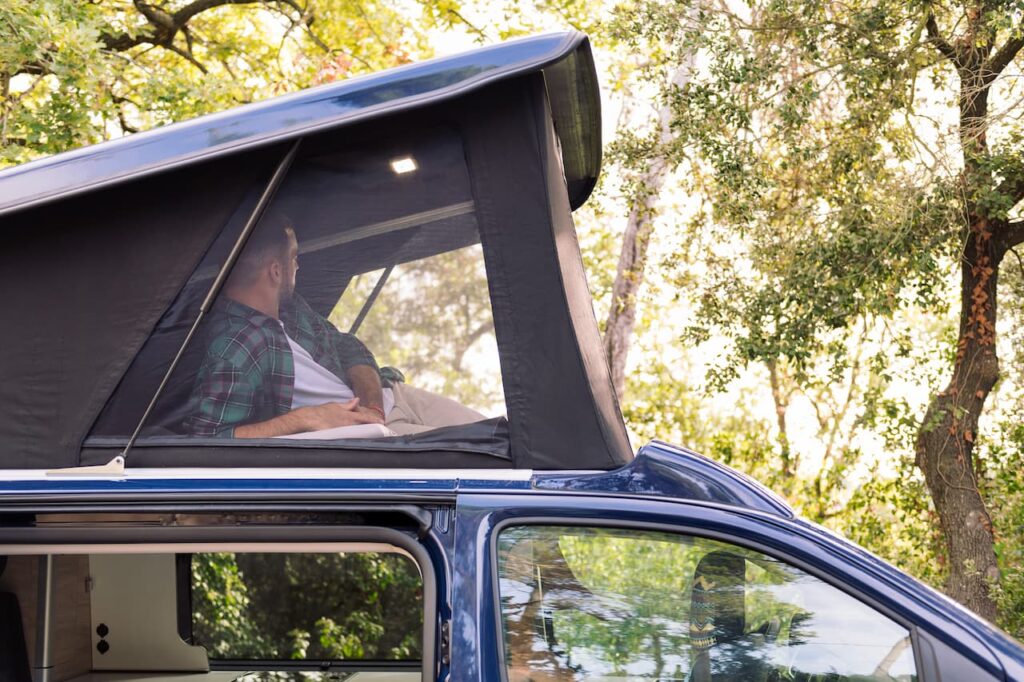 Pop-up Roof on a Camper Van 